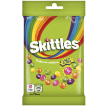 Hapud puuviljamaitselised närimiskommid krõbeda suhkruglasuuriga Skittles Crazy Sours 95g