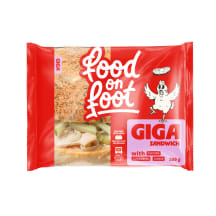 Sumuštinis su vištiena, agurkais ir sūriu GIGA FOOD ON FOOT, 260 g